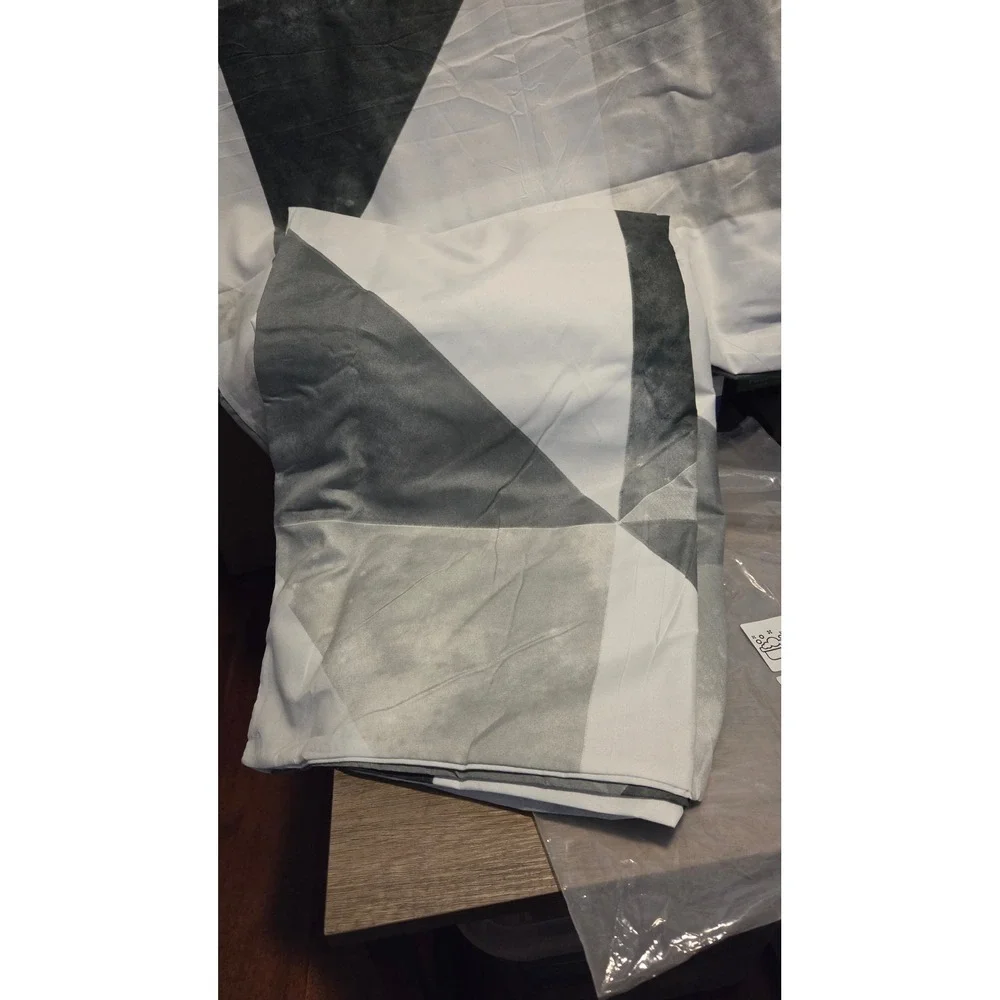 Modern Geometric Triangle King Duvet Cover Set Grey White Charcoal Minimalist